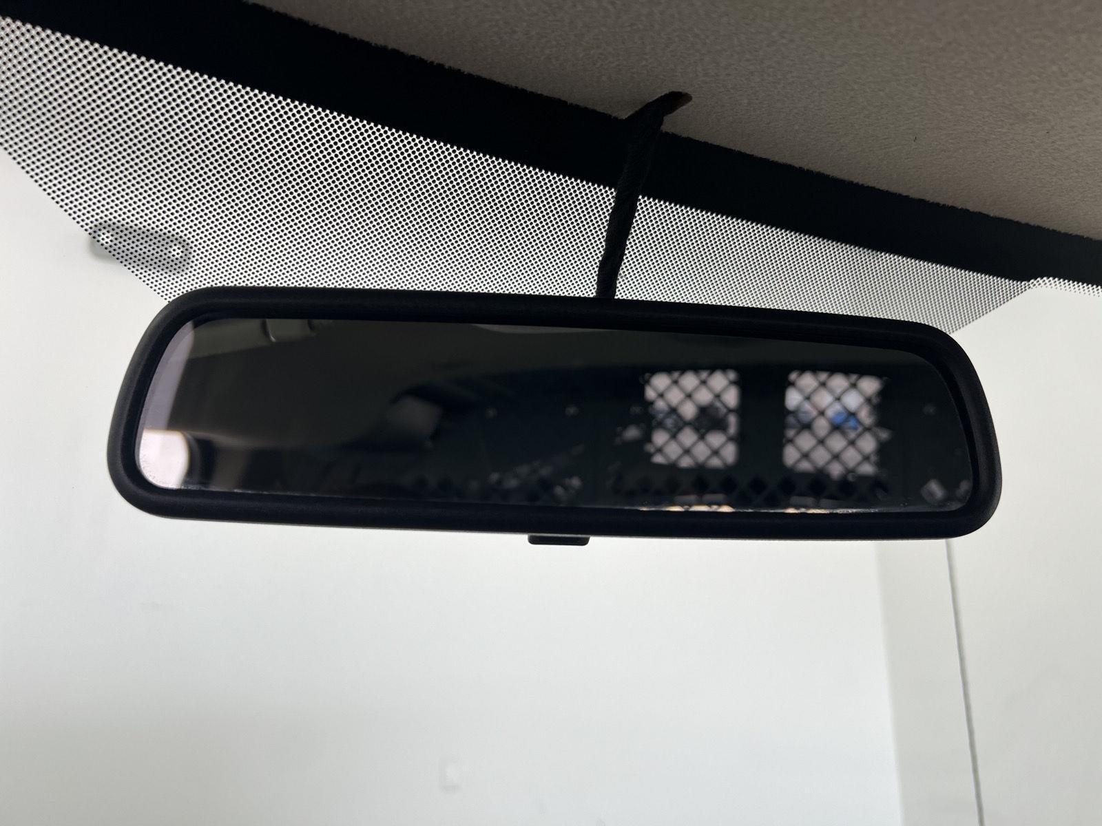 Used 2018 Summit White GMC Work Van image 19