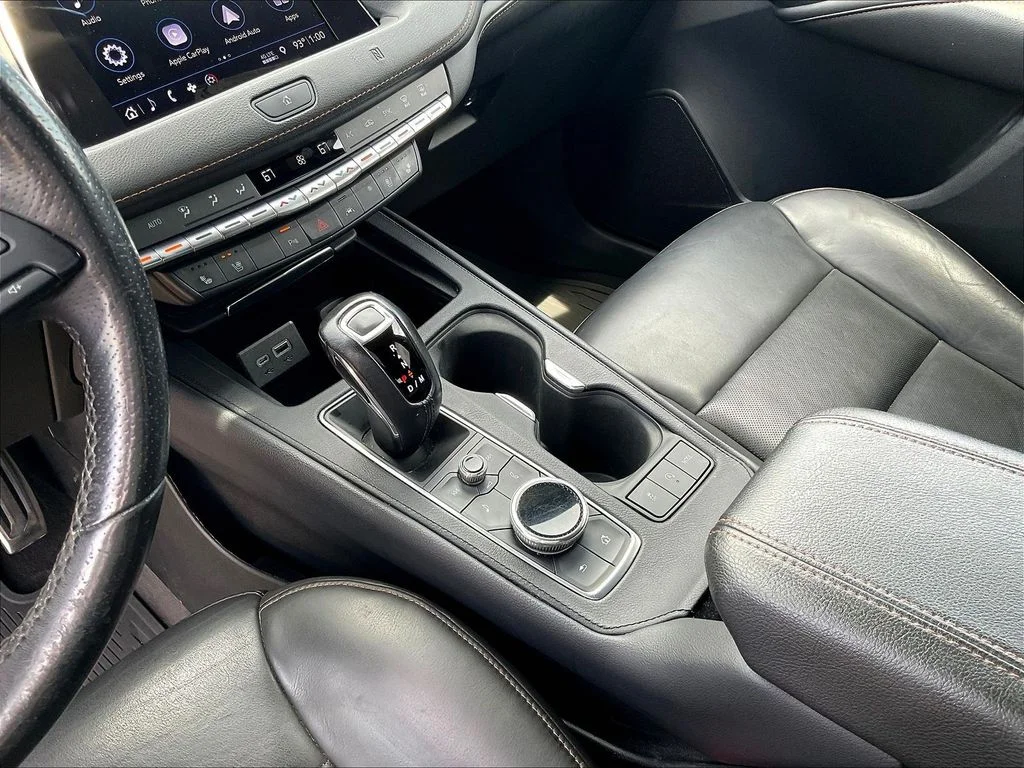 Used 2019 Red Cadillac Sport image 21