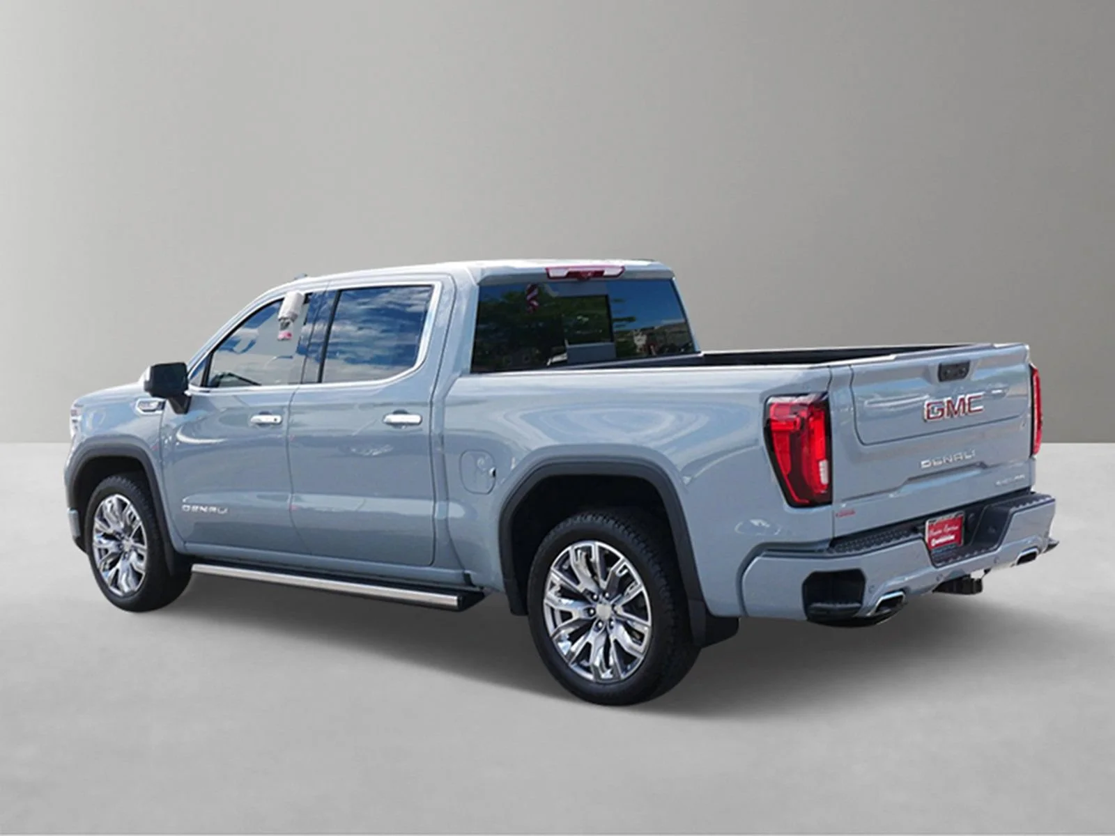 Used 2025 Thunderstorm Gray GMC Denali image 5