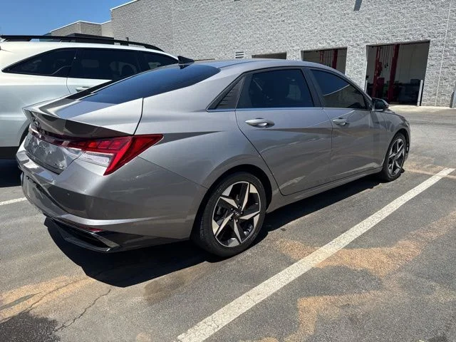 Used 2021 Gray Hyundai Limited image 4