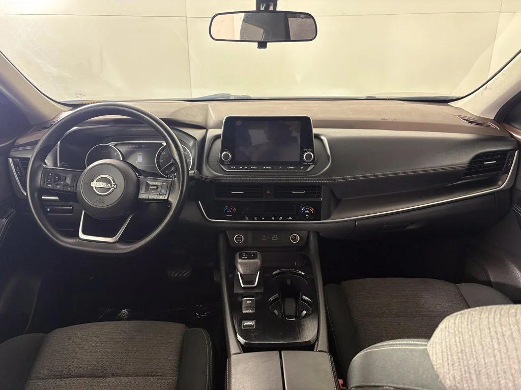 Used 2023 Black Nissan SV image 39