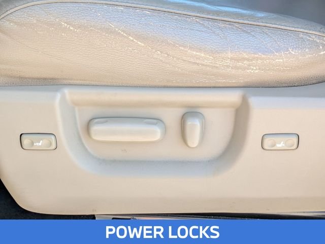 Used 2016  Toyota SR5 image 14