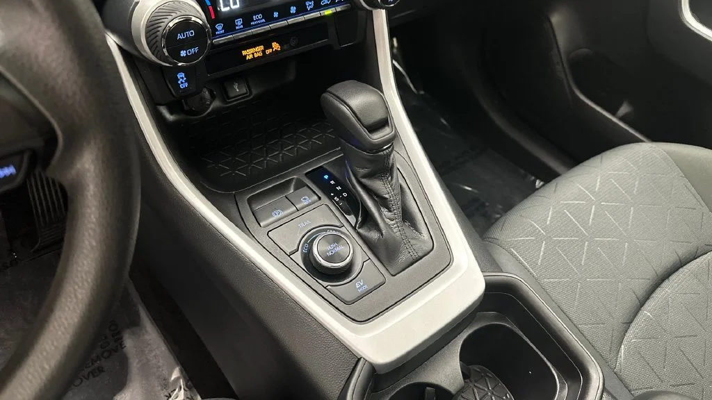 Certified Used 2021 Green Toyota XLE image 15