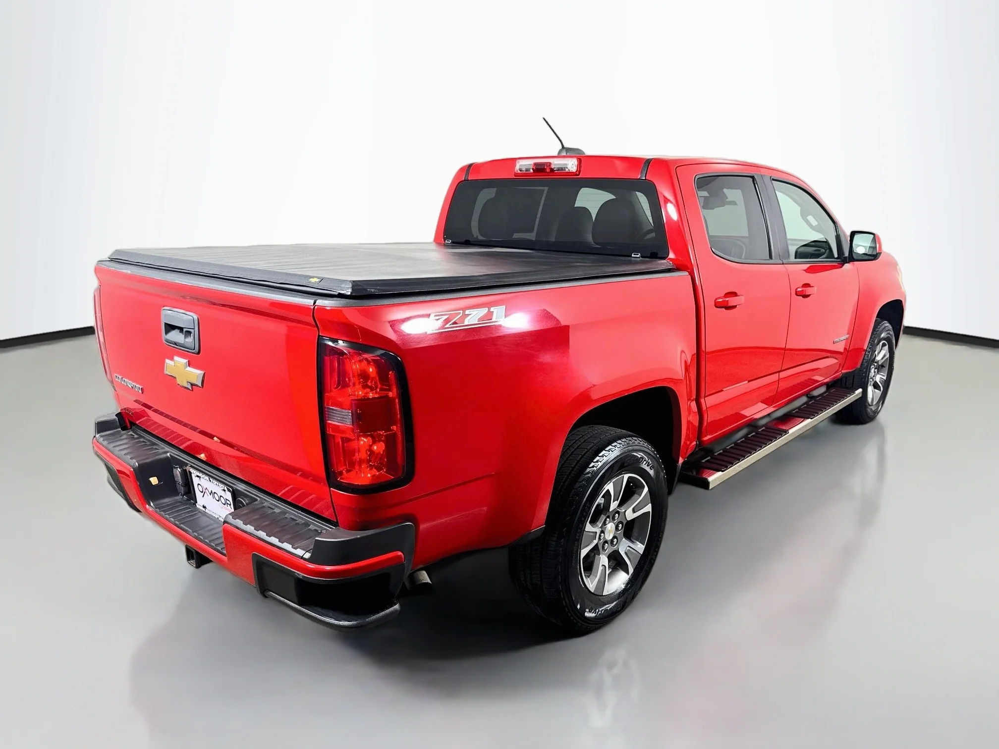 Used 2015 Red Hot Chevrolet 2WD Z71 image 7