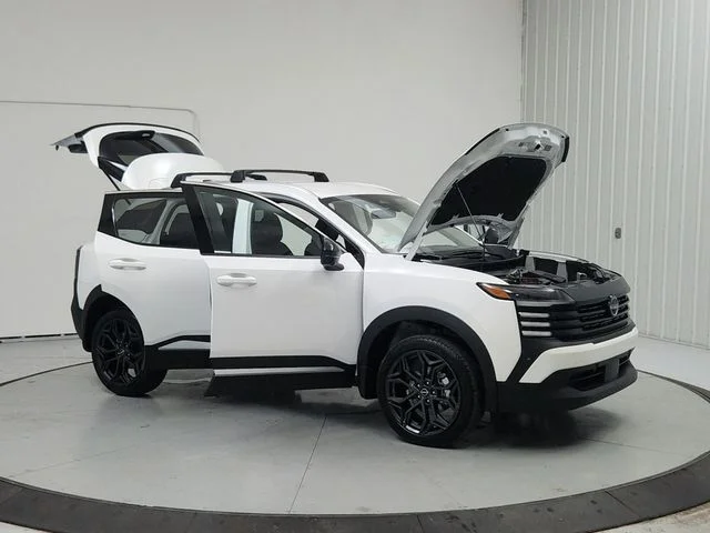 New 2026 White Nissan SR image 9