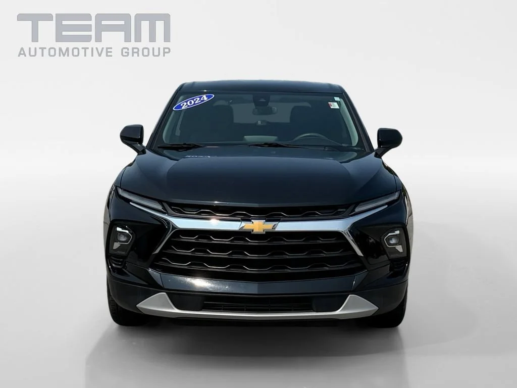 Used 2024 Black Chevrolet 2LT image 2