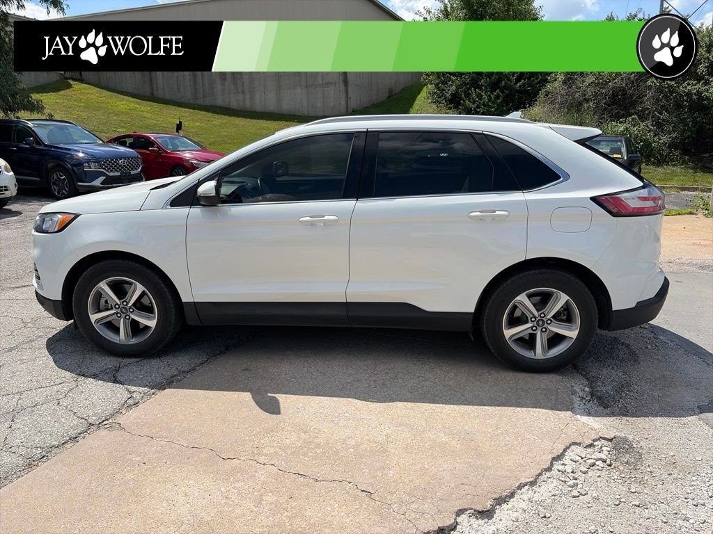 Used 2020 White Ford SEL image 9
