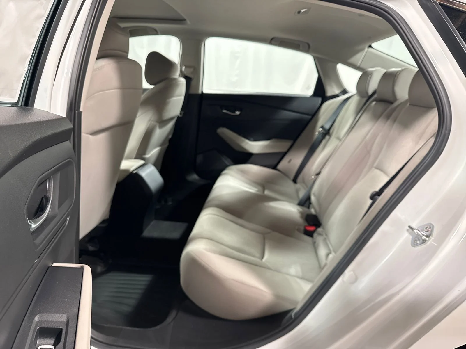2024 Honda Accord EX - Photo 31