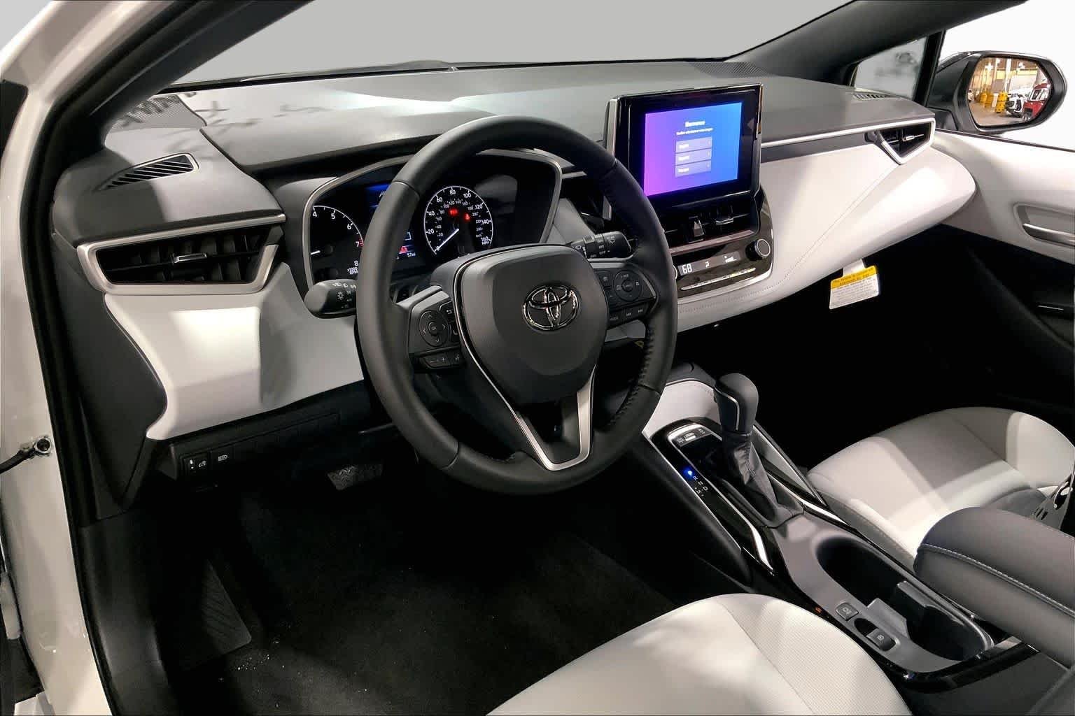 New 2026 Wind Chill Pearl Toyota SE image 8