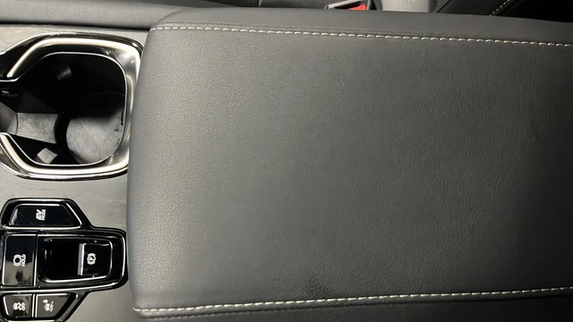 Used 2024 Iridium Lexus 350h Premium Plus image 20