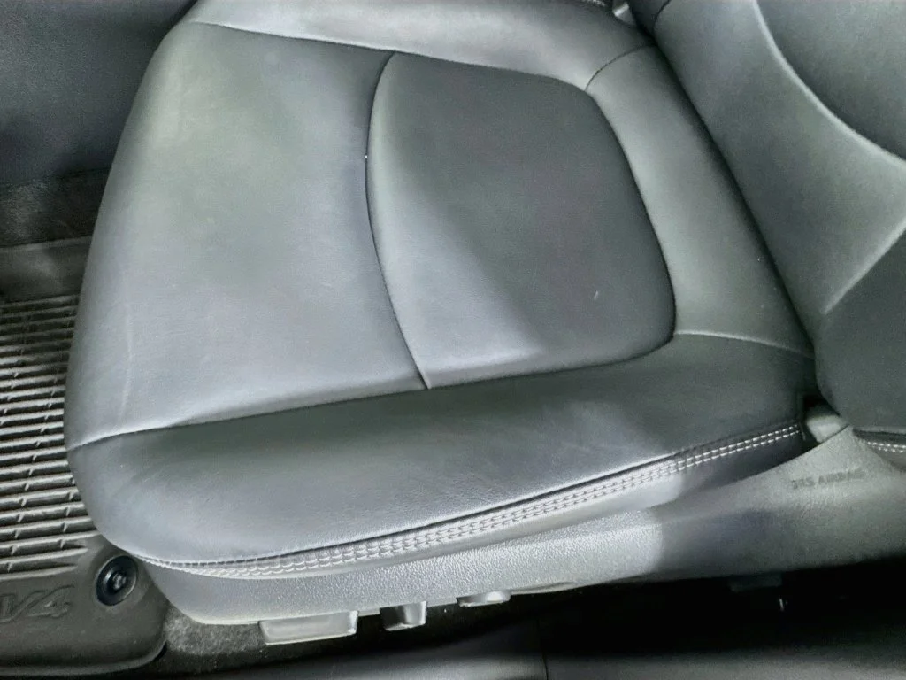 Used 2023 Silver Toyota XLE Premium image 23