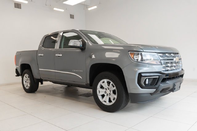 Used 2022 Gray Chevrolet LT image 22
