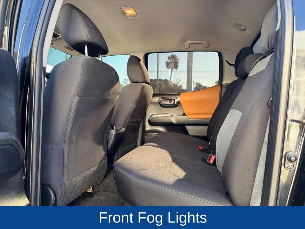 Used 2019 Black Toyota SR5 image 8