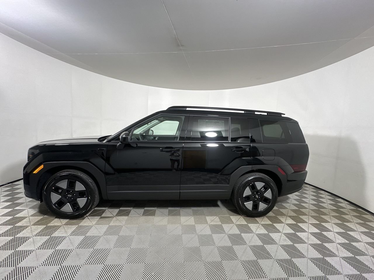 New 2026 Phantom Black Hyundai SEL image 4