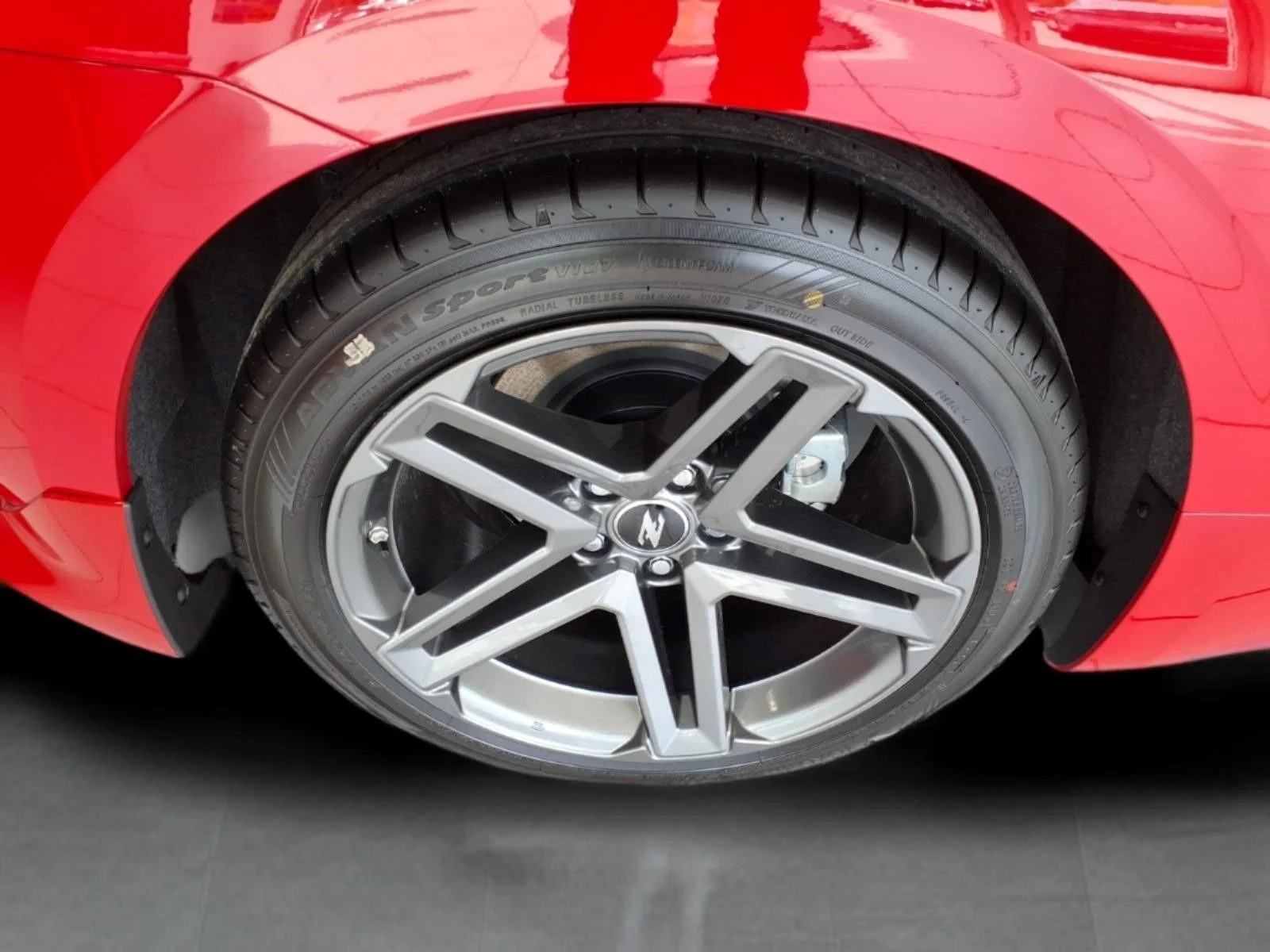 New 2026 Solid Red / Super Black Two-tone Nissan Sport image 5