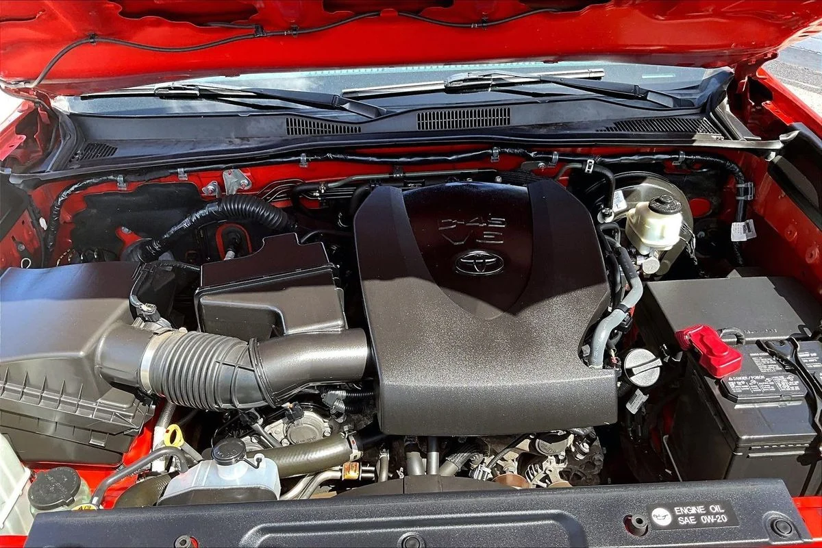 Used 2018  Toyota TRD Sport image 33