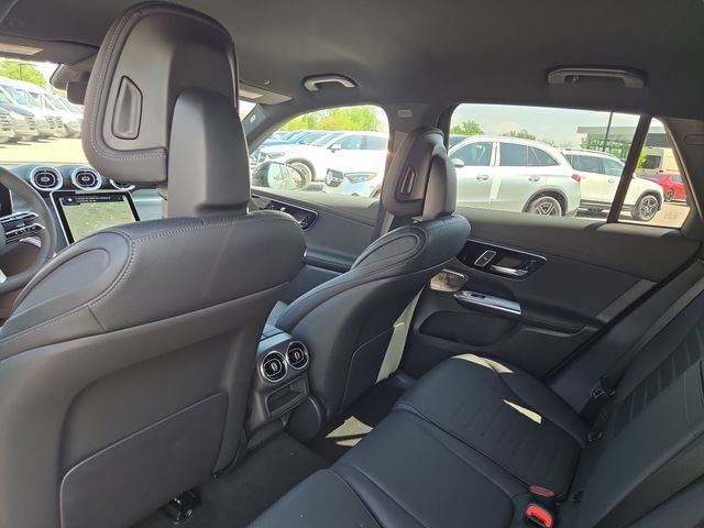 New 2026 Black Mercedes-Benz GLC300 image 27