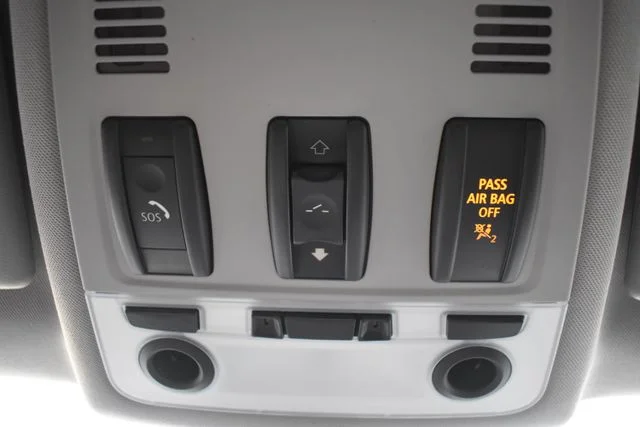 Used 2014 Black BMW xDrive28i image 33