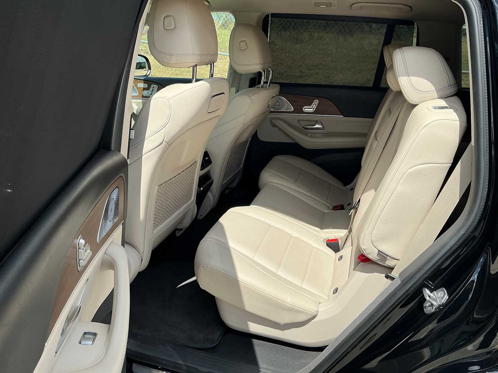 Used 2020 Black Mercedes-Benz GLS 450 image 24