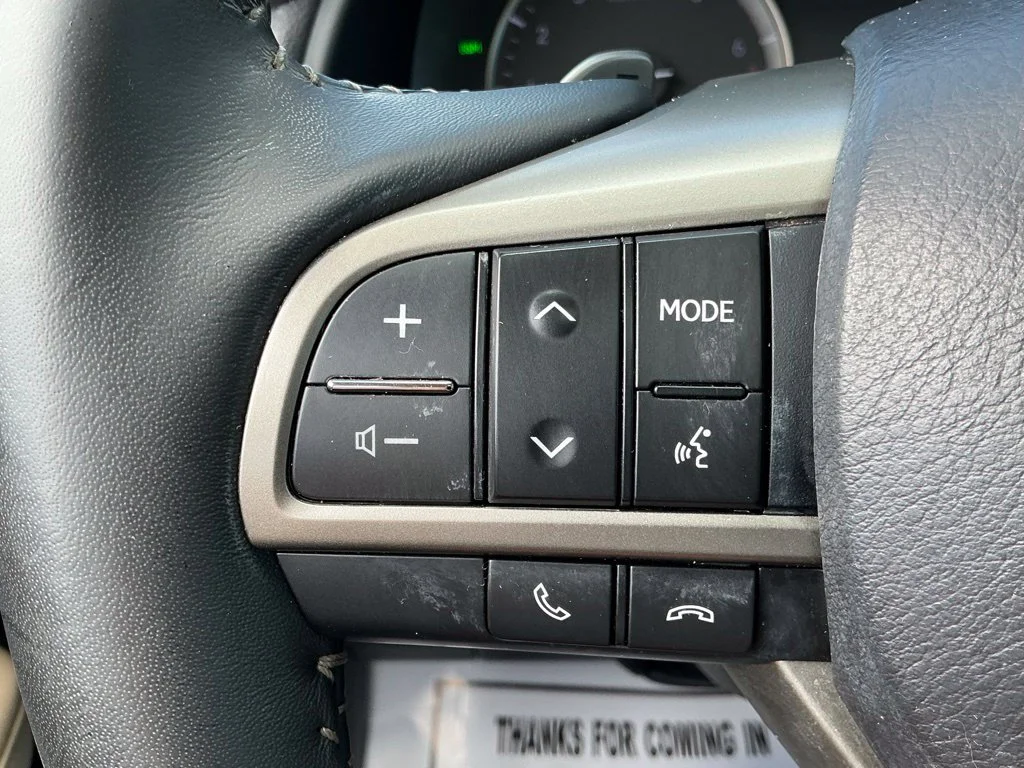 Used 2021 Black Lexus 350 image 33
