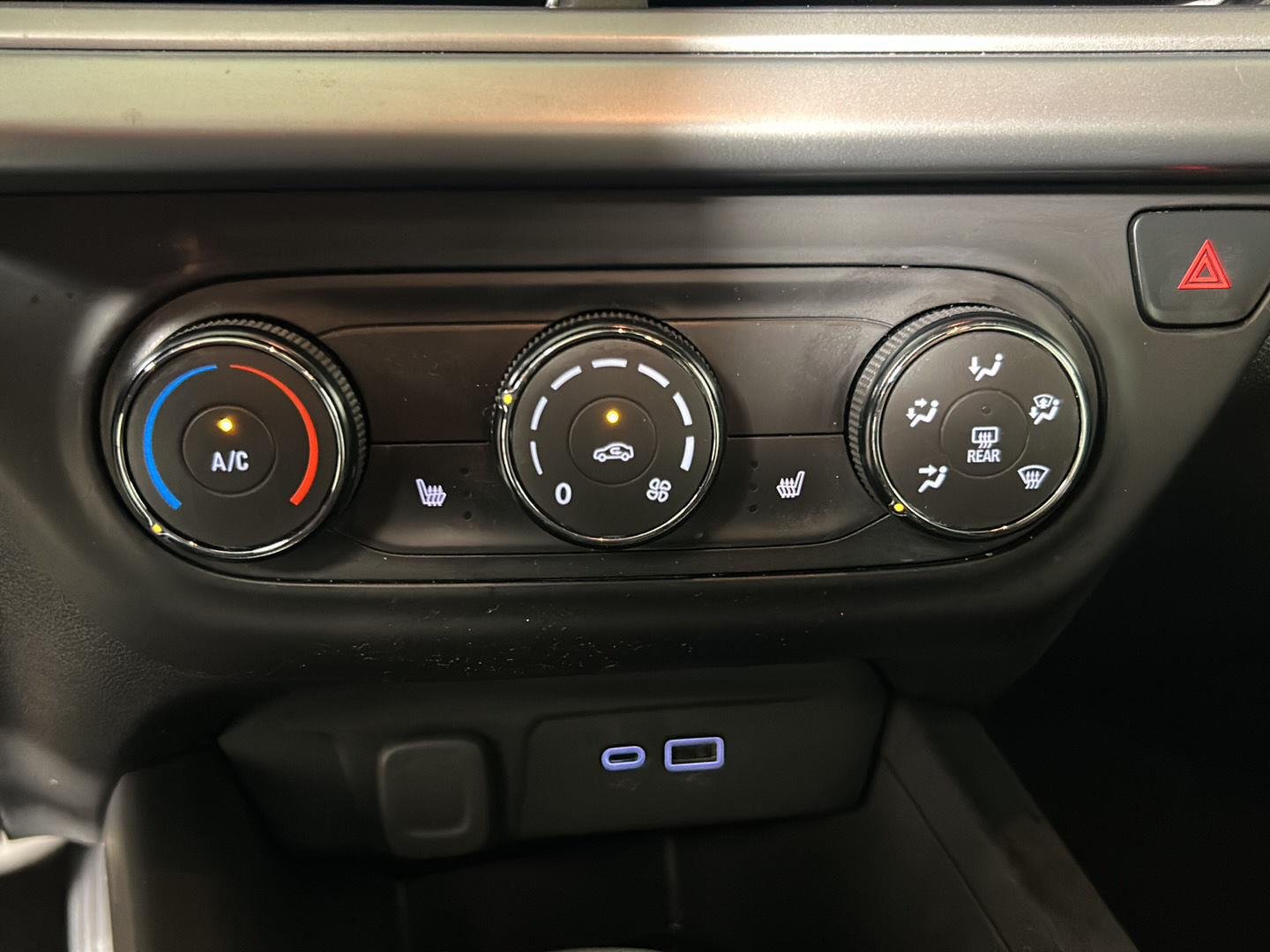 Used 2024 Nitro Yellow Metallic Chevrolet 1RS image 17