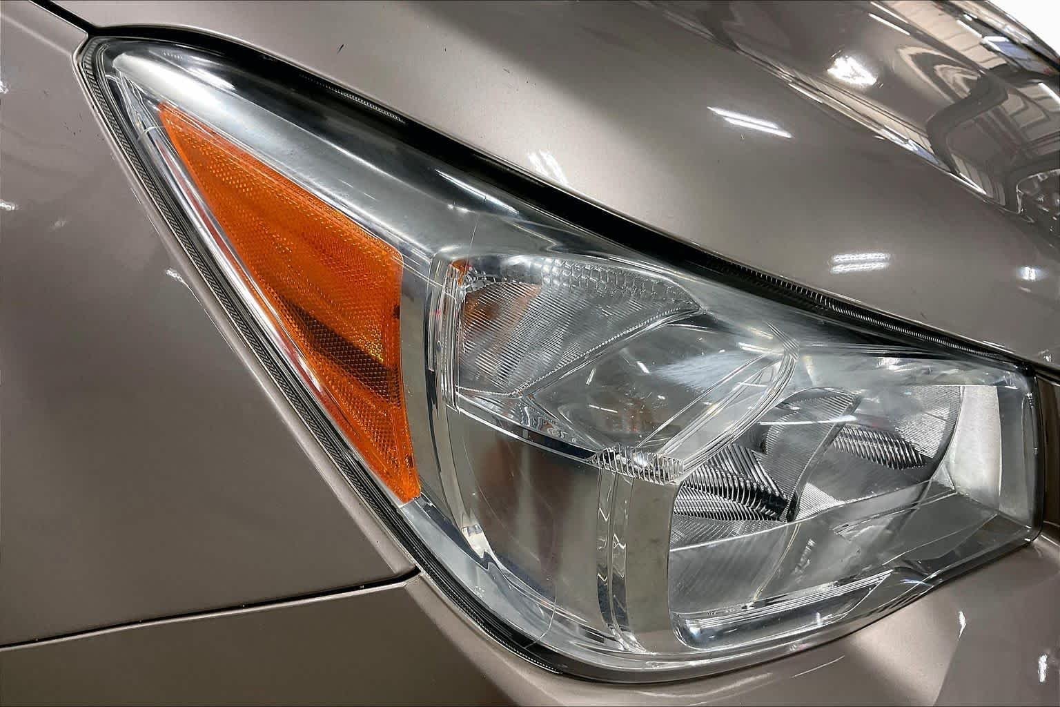 Used 2015 Burnished Bronze Metallic Subaru 2.5i Limited image 28