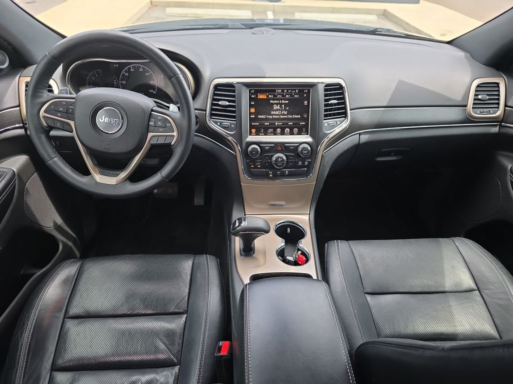 Used 2015 Black Jeep Limited image 11