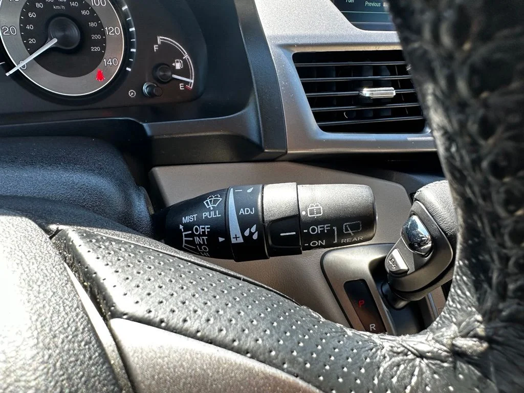 Used 2015 White Honda Touring image 30