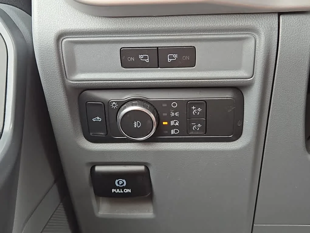 Certified Used 2023 Carbonized Gray Ford XLT image 17