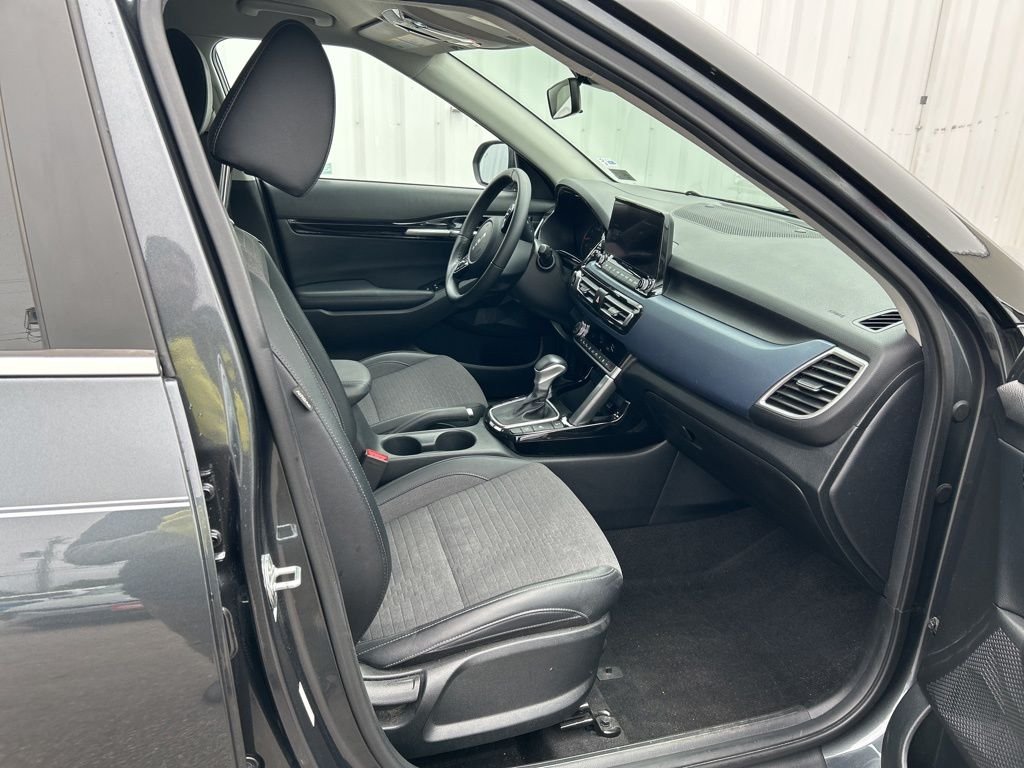 Used 2023 Gray Kia S image 19