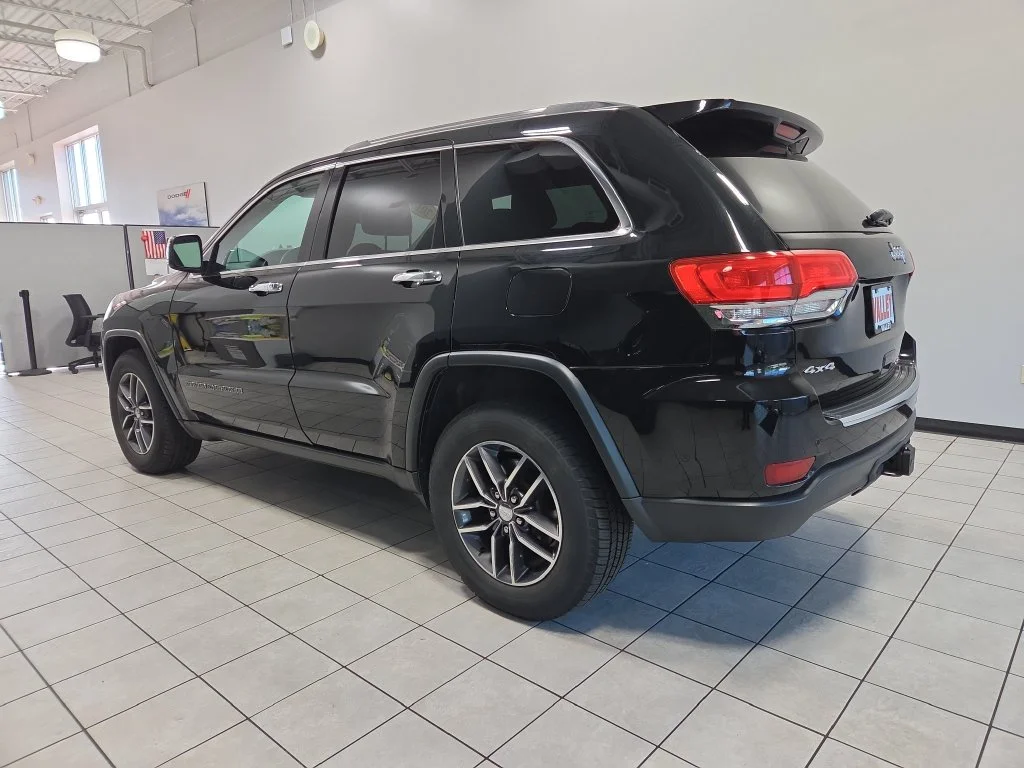 Used 2018 Black Jeep Limited image 5