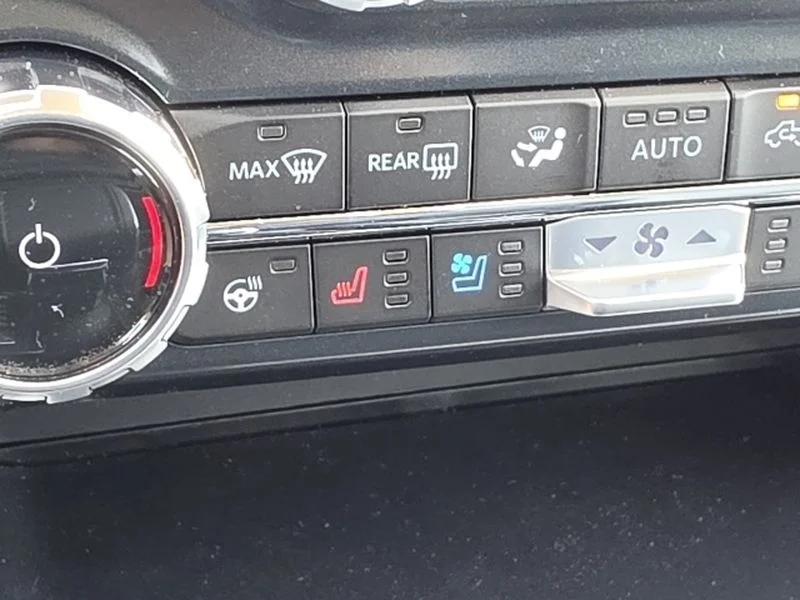 Certified Used 2026 Star White Ford LARIAT image 28
