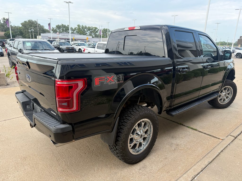 Used 2016 Shadow Black Ford Lariat image 12