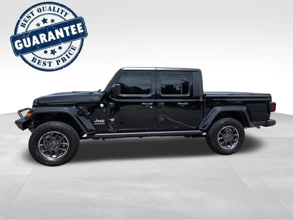 Used 2023 Black Jeep Overland 4x4 image 3