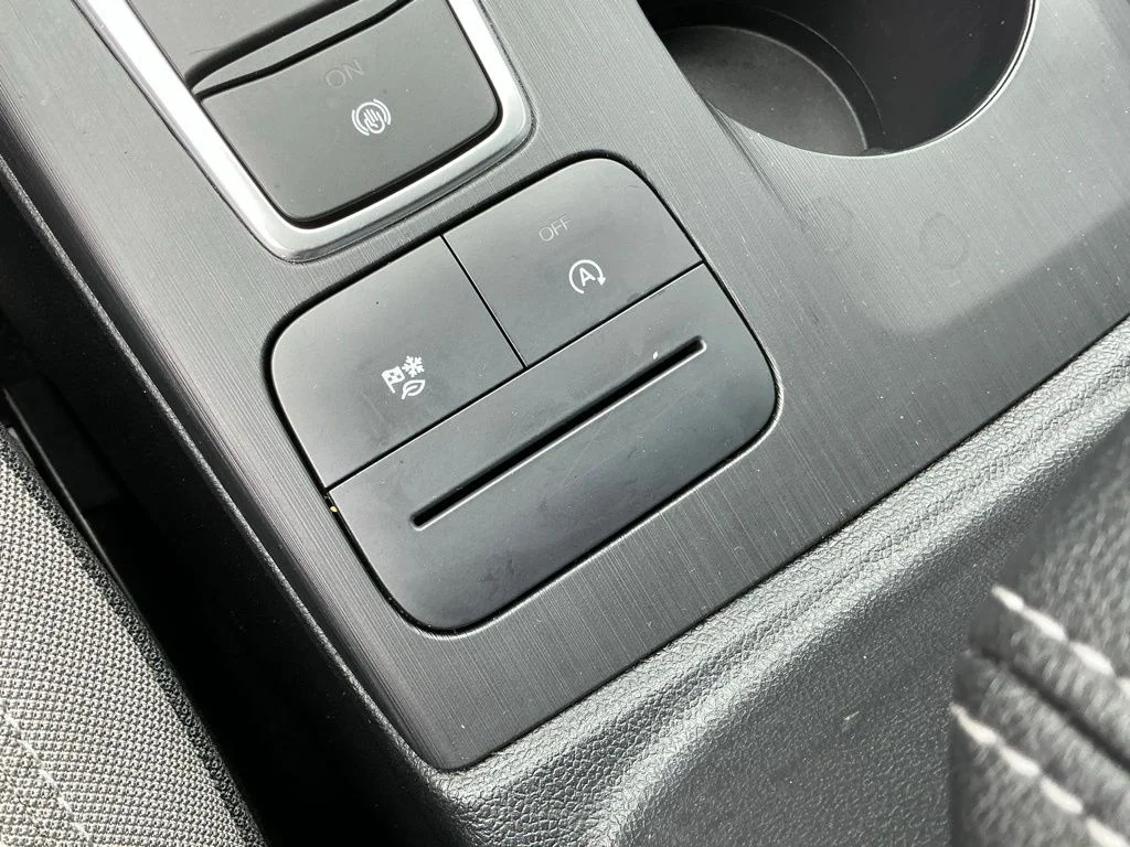 Used 2021 Gray Ford S image 30