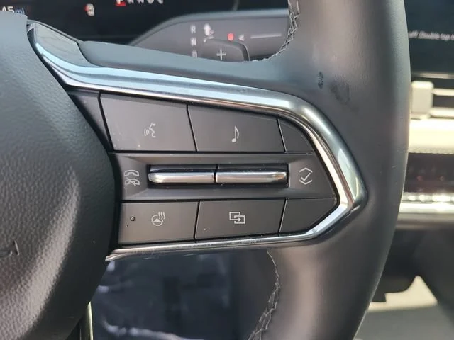 New 2026 Summit White Chevrolet LT image 27