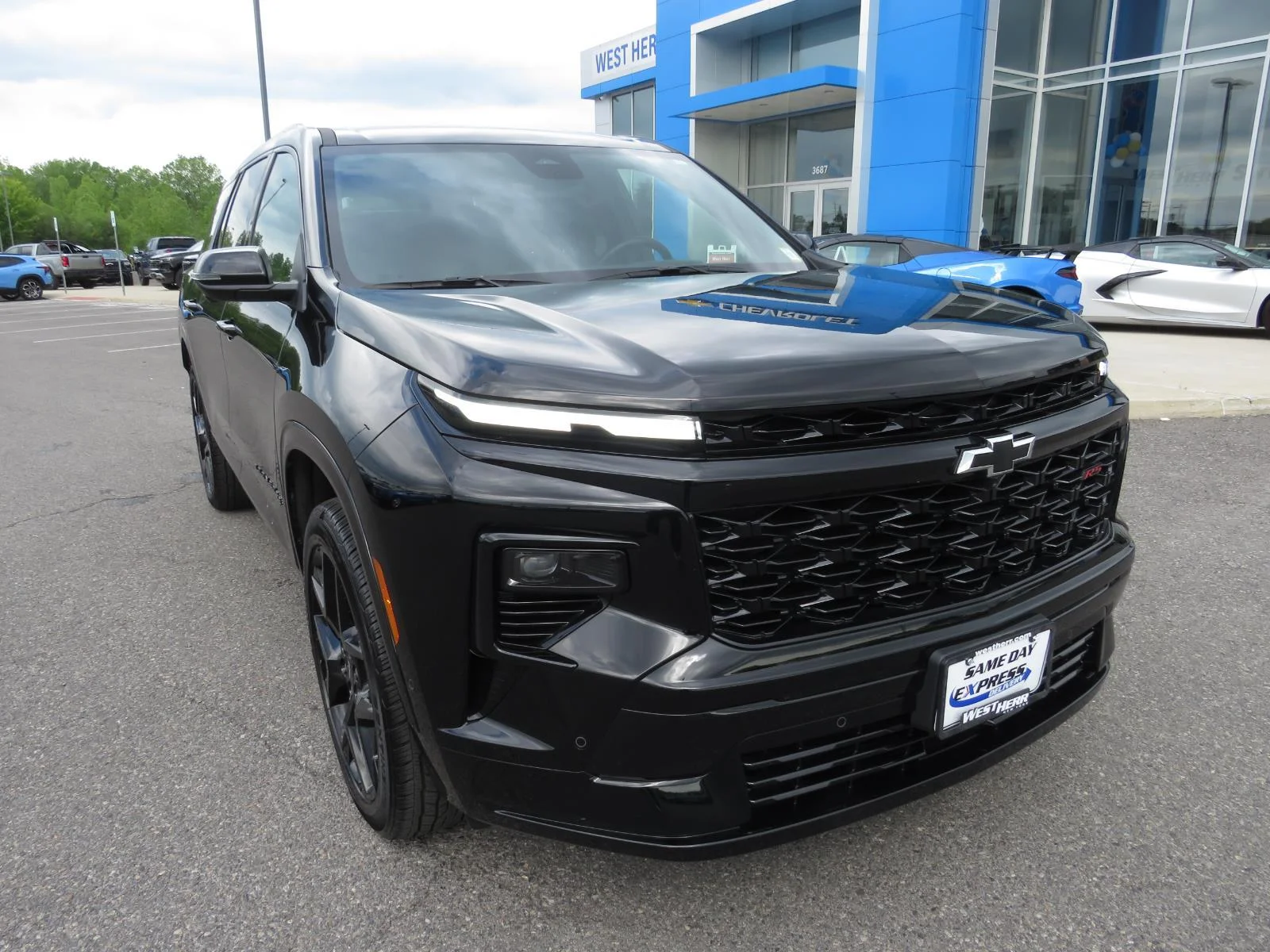 Used 2025 Mosaic Black Metallic Chevrolet RS image 5