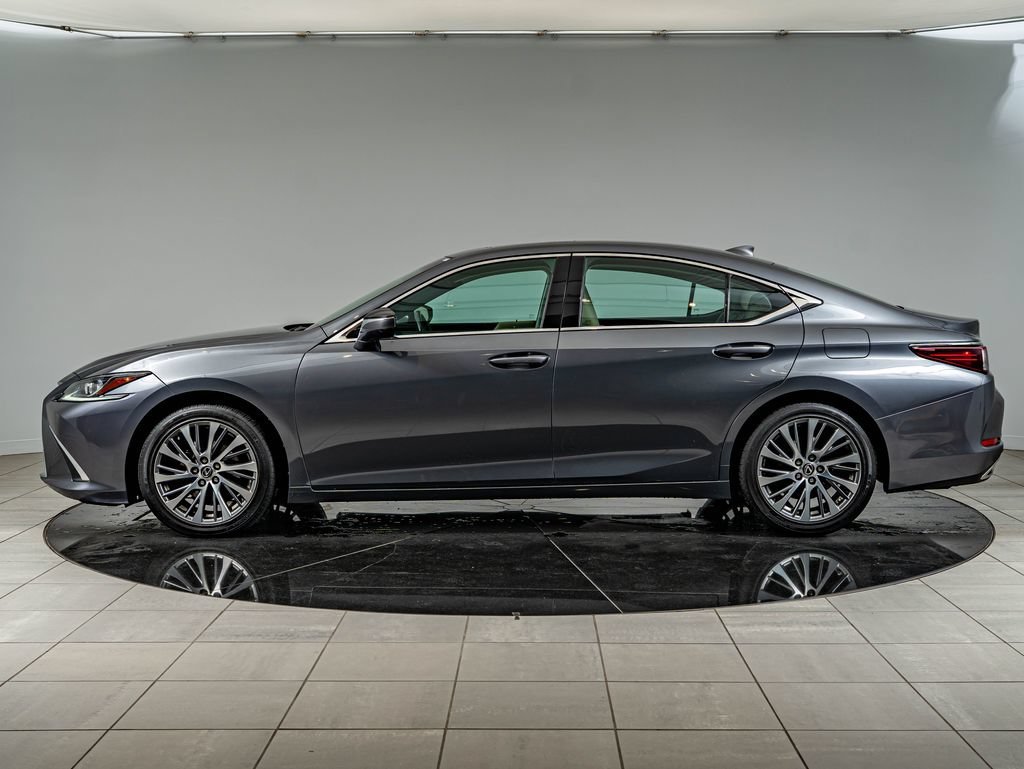 Used 2019 Gray Pearl Lexus 350 image 8