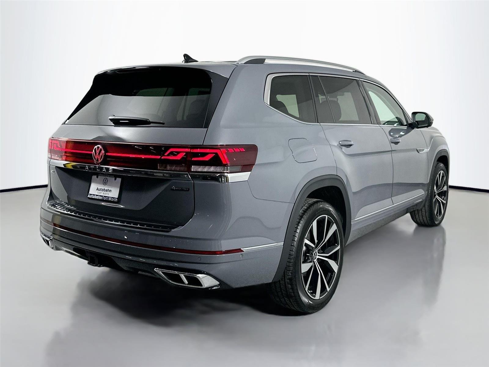 New 2026  Volkswagen 2.0T SEL Premium R-Line image 4