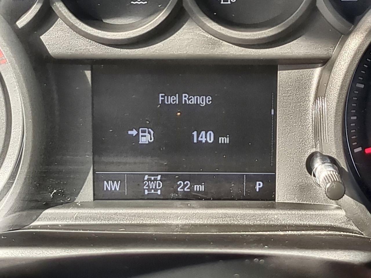 New 2026 Summit White GMC Pro image 12