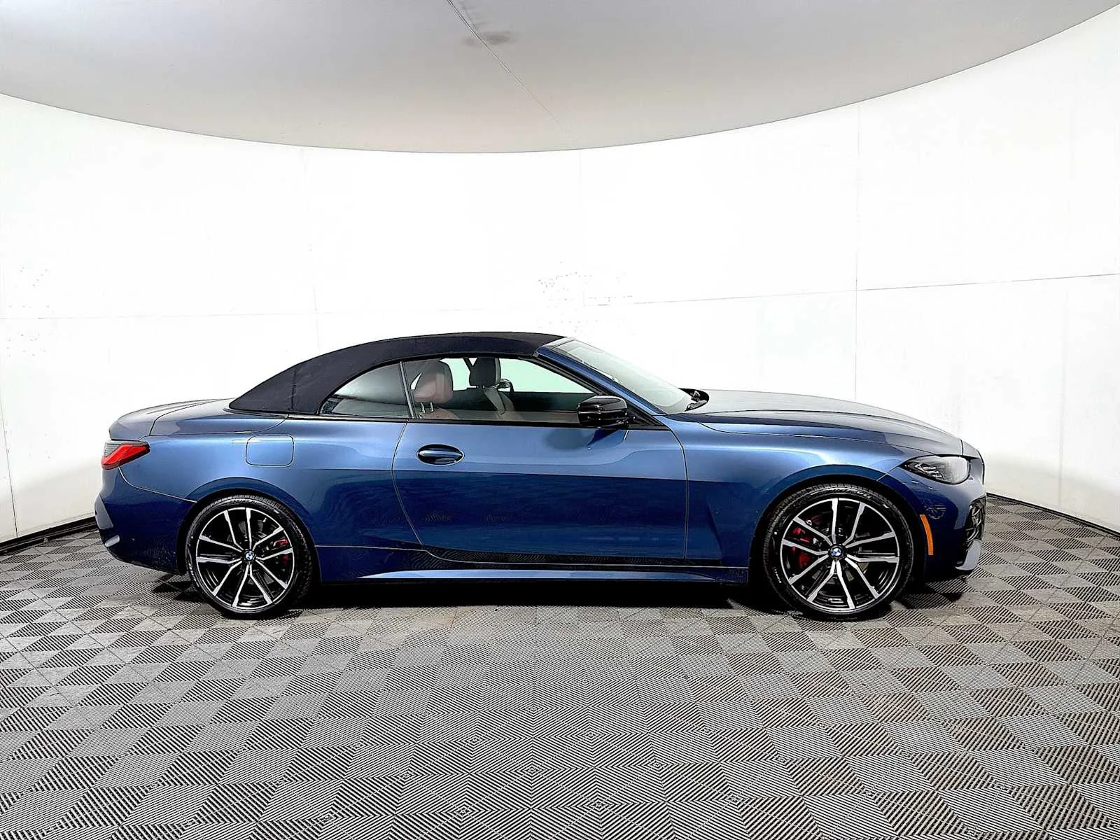 Certified Used 2024 Arctic Race Blue metallic BMW 430i xDrive image 7