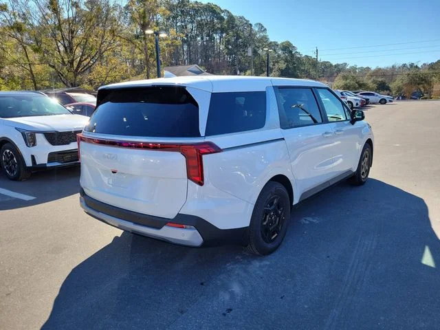 New 2026 Snow White Pearl Kia LXS image 2