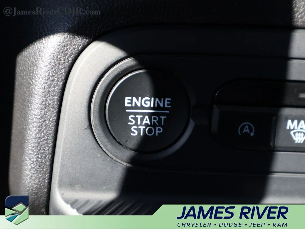 Used 2025 White Ford Big Bend image 31