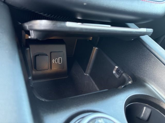 Used 2025 Gray Ford ST-Line image 19