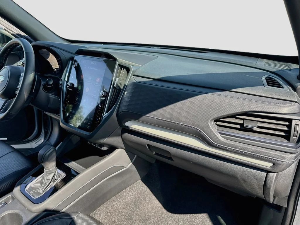Used 2025 Silver Subaru Limited image 39