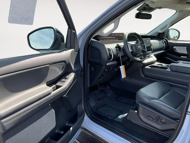 New 2026 Glacier Gray Metallic Tri-Coat Ford MAX Active image 34