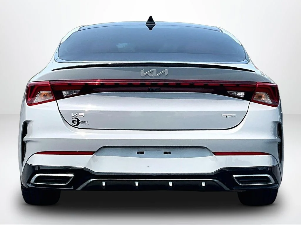 Used 2024 Gray Kia GT-Line image 4
