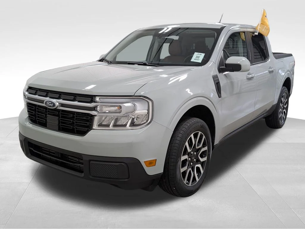 Certified Used 2023 Cactus Green / Gray Ford Lariat image 19