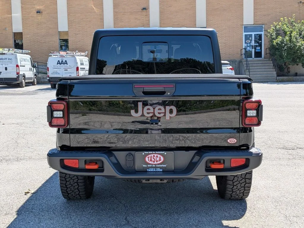 Used 2023 Black Jeep Mojave image 4