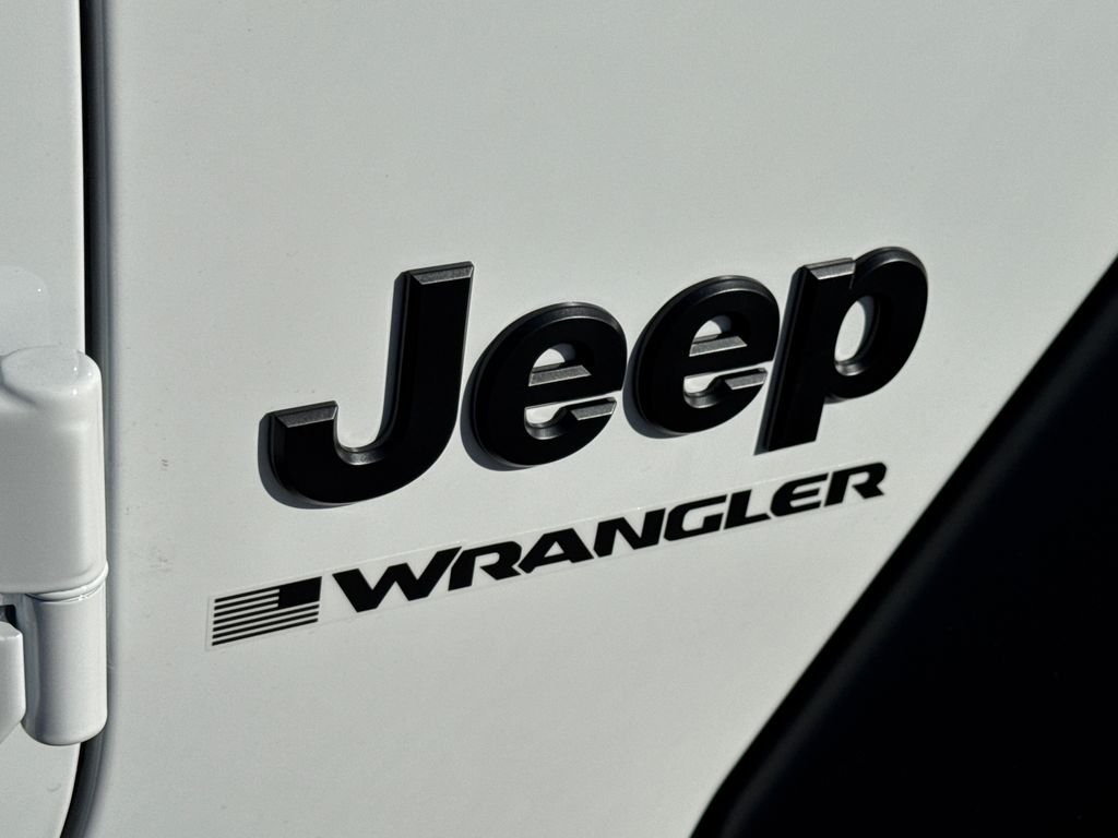 New 2026 Bright White Clear-Coat Exterior Paint Jeep Willys image 6
